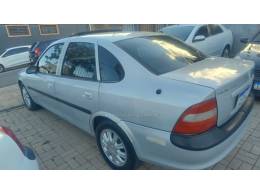 CHEVROLET - VECTRA - 1998/1998 - Prata - R$ 25.999,00