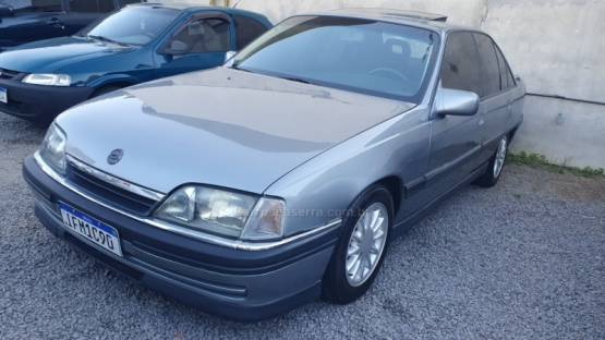 CHEVROLET - OMEGA - 1996/1997 - Prata - R$ 32.990,00