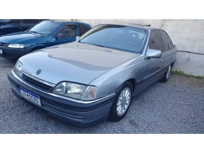 CHEVROLET - OMEGA - 1996/1997 - Prata - R$ 32.990,00