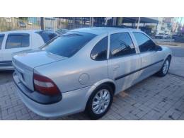CHEVROLET - VECTRA - 1998/1998 - Prata - R$ 25.999,00
