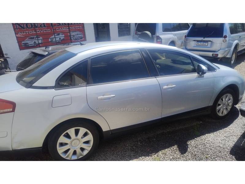CITROËN - C4 - 2012/2012 - Prata - R$ 27.999,00