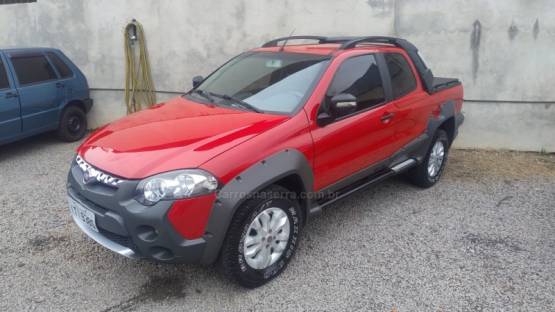FIAT - STRADA - 2012/2013 - Vermelha - R$ 57.999,00