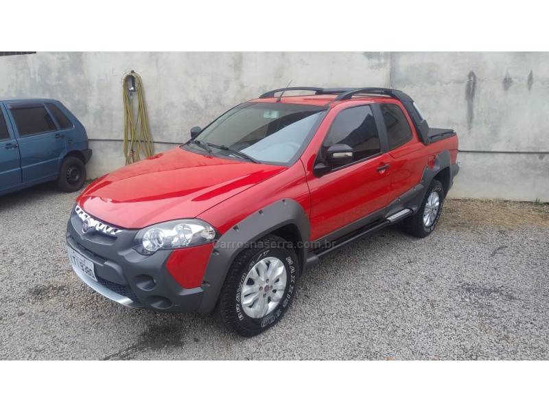 FIAT - STRADA - 2012/2013 - Vermelha - R$ 57.999,00