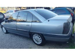 CHEVROLET - OMEGA - 1996/1997 - Prata - R$ 32.990,00