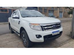 FORD - RANGER - 2013/2014 - Branca - R$ 119.999,00
