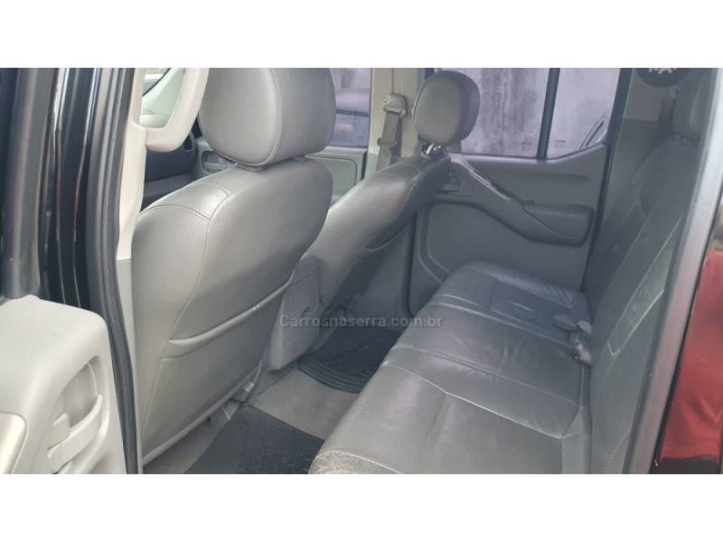 NISSAN - FRONTIER - 2008/2008 - Preta - R$ 79.999,00