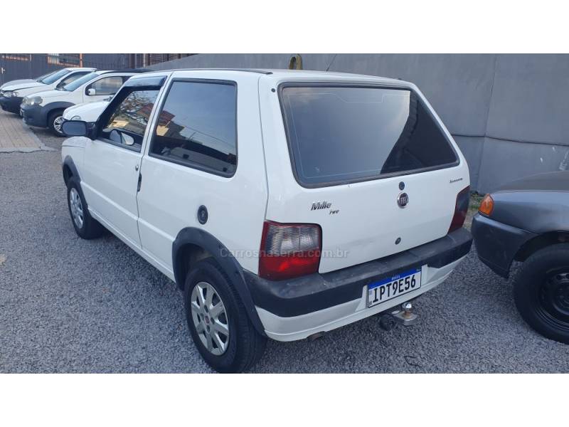 FIAT - UNO - 2009/2010 - Branca - R$ 23.900,00