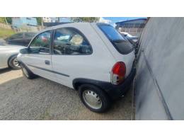 CHEVROLET - CORSA - 1999/1999 - Branca - R$ 12.999,00
