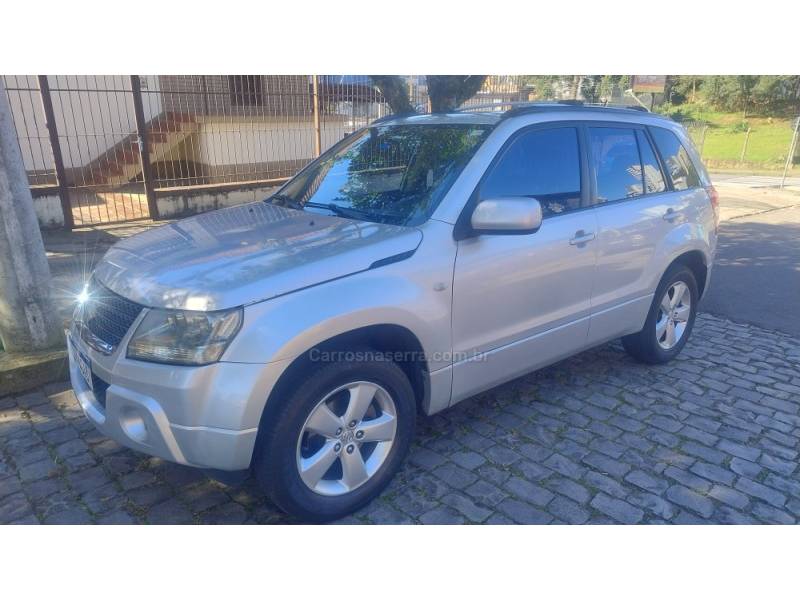 SUZUKI - GRAND VITARA - 2010/2011 - Cinza - R$ 45.999,00
