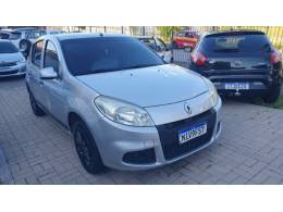 RENAULT - SANDERO - 2011/2012 - Prata - R$ 32.999,00