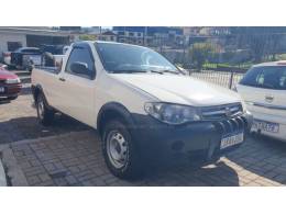 FIAT - STRADA - 2011/2011 - Branca - R$ 35.999,00