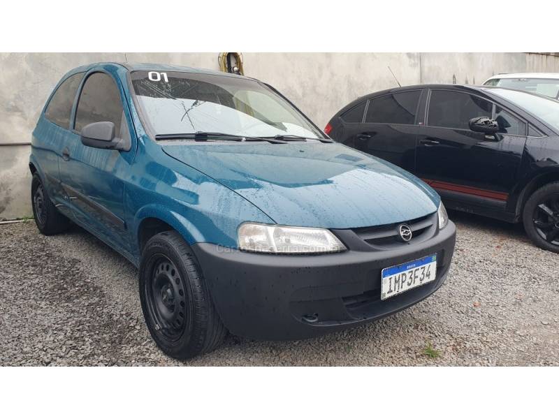 CHEVROLET - CELTA - 2001/2001 - Verde - R$ 15.999,00