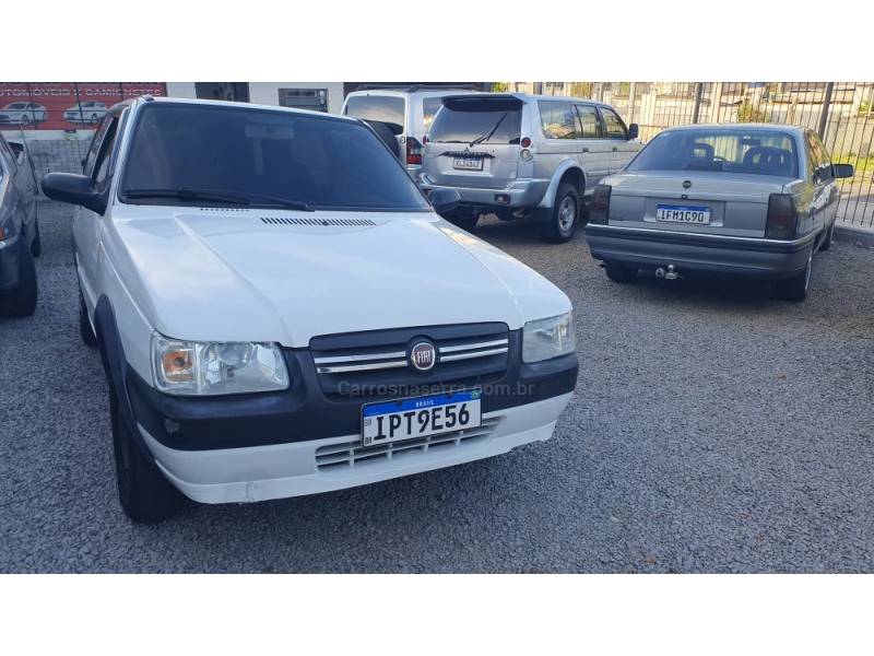 FIAT - UNO - 2009/2010 - Branca - R$ 23.900,00