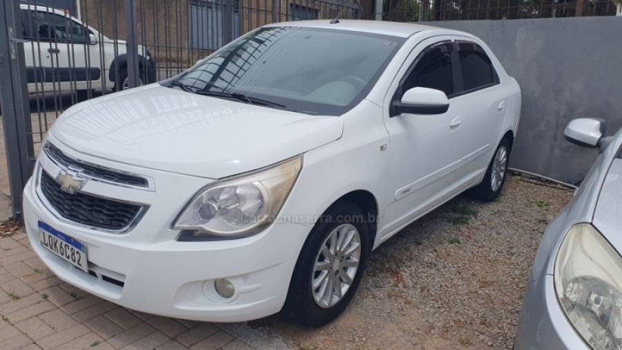 CHEVROLET - COBALT - 2012/2012 - Branca - R$ 39.999,00