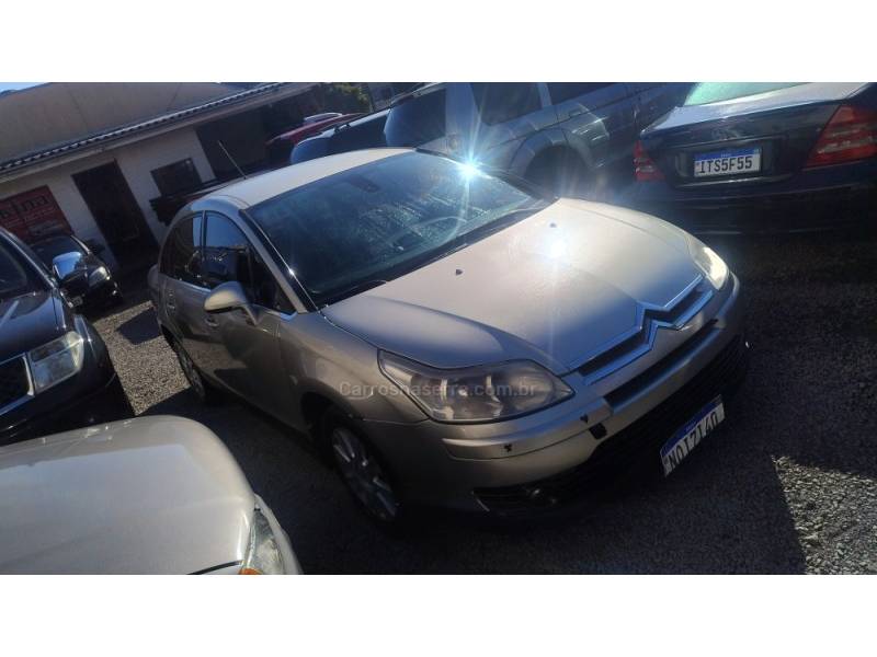 CITROËN - C4 - 2008/2008 - Prata - R$ 22.900,00