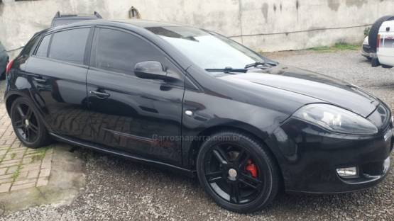 FIAT - BRAVO - 2012/2012 - Preta - R$ 47.999,00