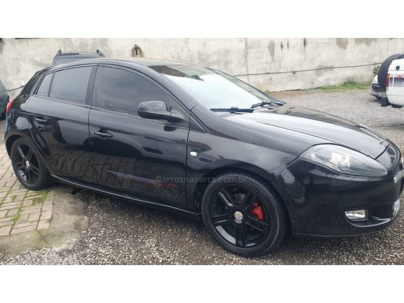FIAT - BRAVO - 2012/2012 - Preta - R$ 47.999,00