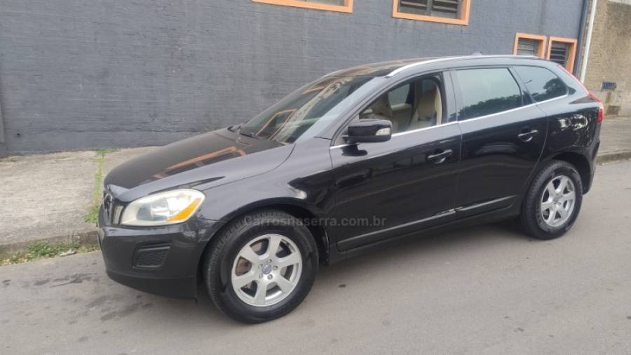 VOLVO - XC60 - 2011/2011 - Preta - R$ 55.999,00