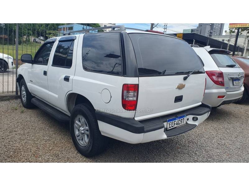 CHEVROLET - BLAZER - 2008/2009 - Branca - R$ 44.999,00