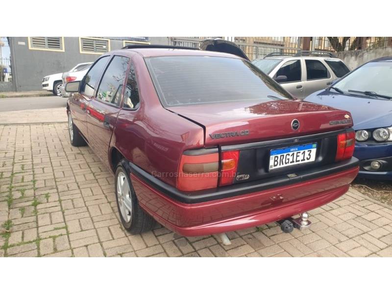 CHEVROLET - VECTRA - 1994/1995 - Vermelha - Sob Consulta