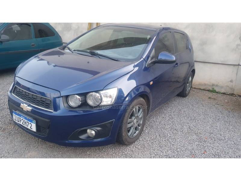 CHEVROLET - SONIC - 2012/2013 - Azul - R$ 42.999,00