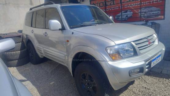 MITSUBISHI - PAJERO FULL - 2002/2002 - Cinza - R$ 44.999,00