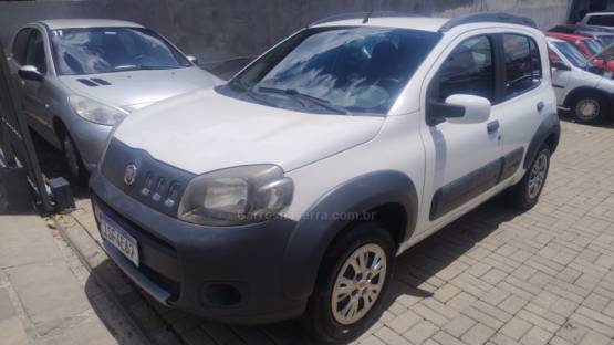 FIAT - UNO - 2011/2012 - Branca - R$ 35.999,00