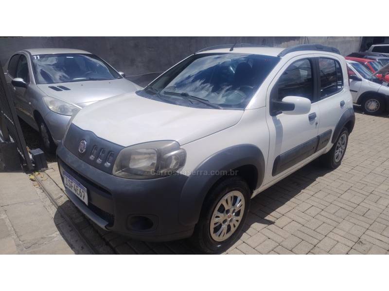 FIAT - UNO - 2011/2012 - Branca - R$ 35.999,00