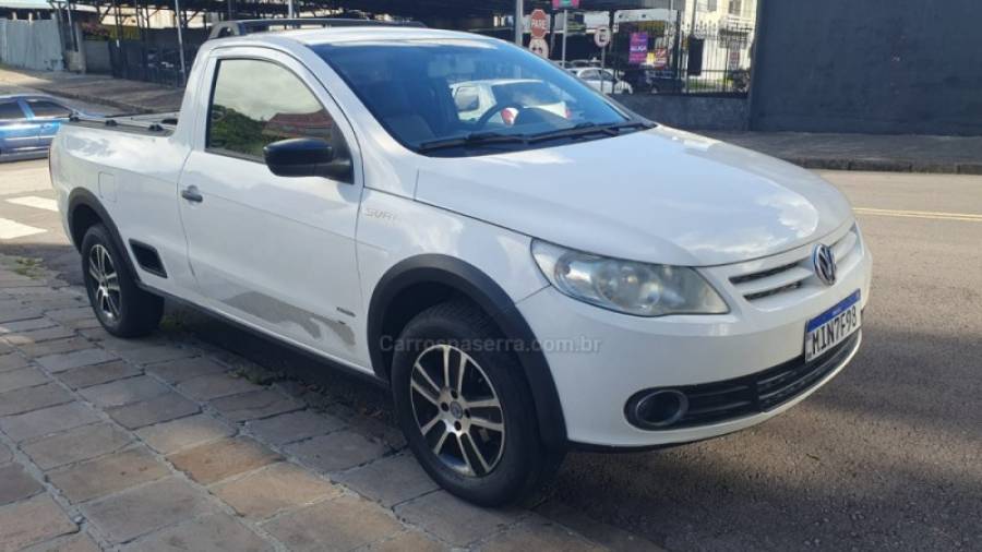 VOLKSWAGEN - SAVEIRO - 2011/2012 - Branca - R$ 39.999,00