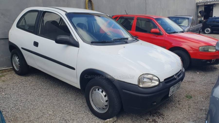 CHEVROLET - CORSA - 1999/1999 - Branca - R$ 12.999,00