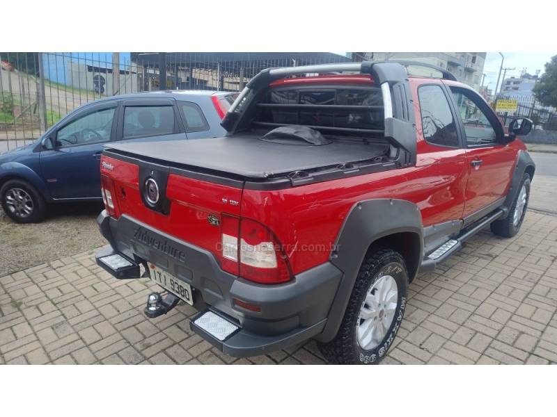 FIAT - STRADA - 2012/2013 - Vermelha - R$ 57.999,00