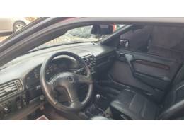 CHEVROLET - VECTRA - 1994/1995 - Vermelha - Sob Consulta